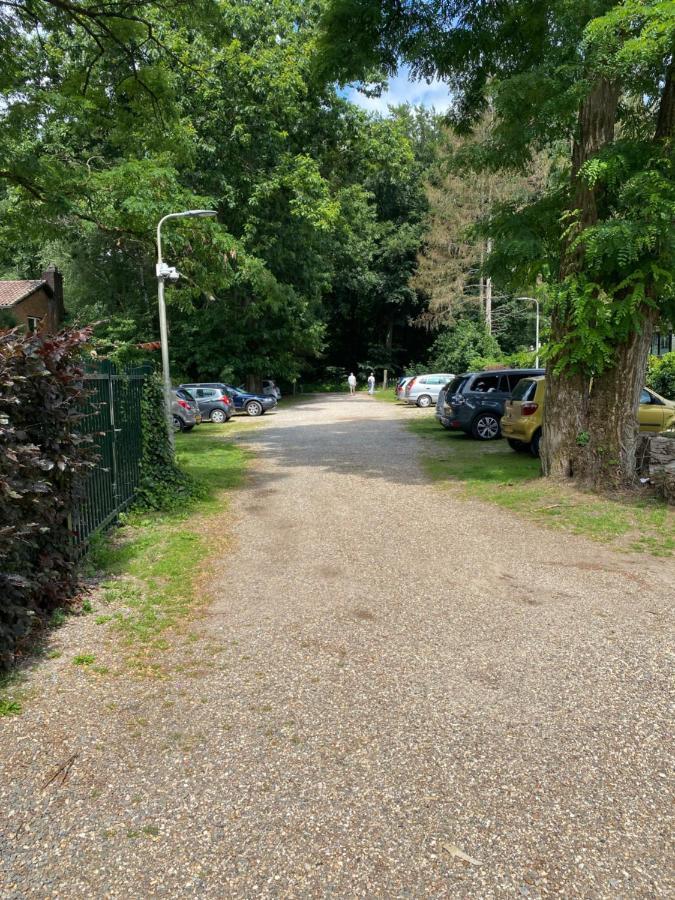 Ruim Privacyvol Chalet Met Overdekt Terras Ermelo Exterior photo